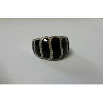 18ct Large Onyx and Diamond Ring 